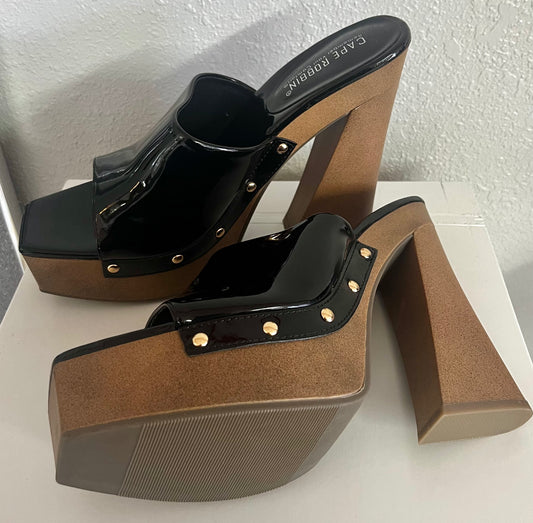 Platform Black Sandals