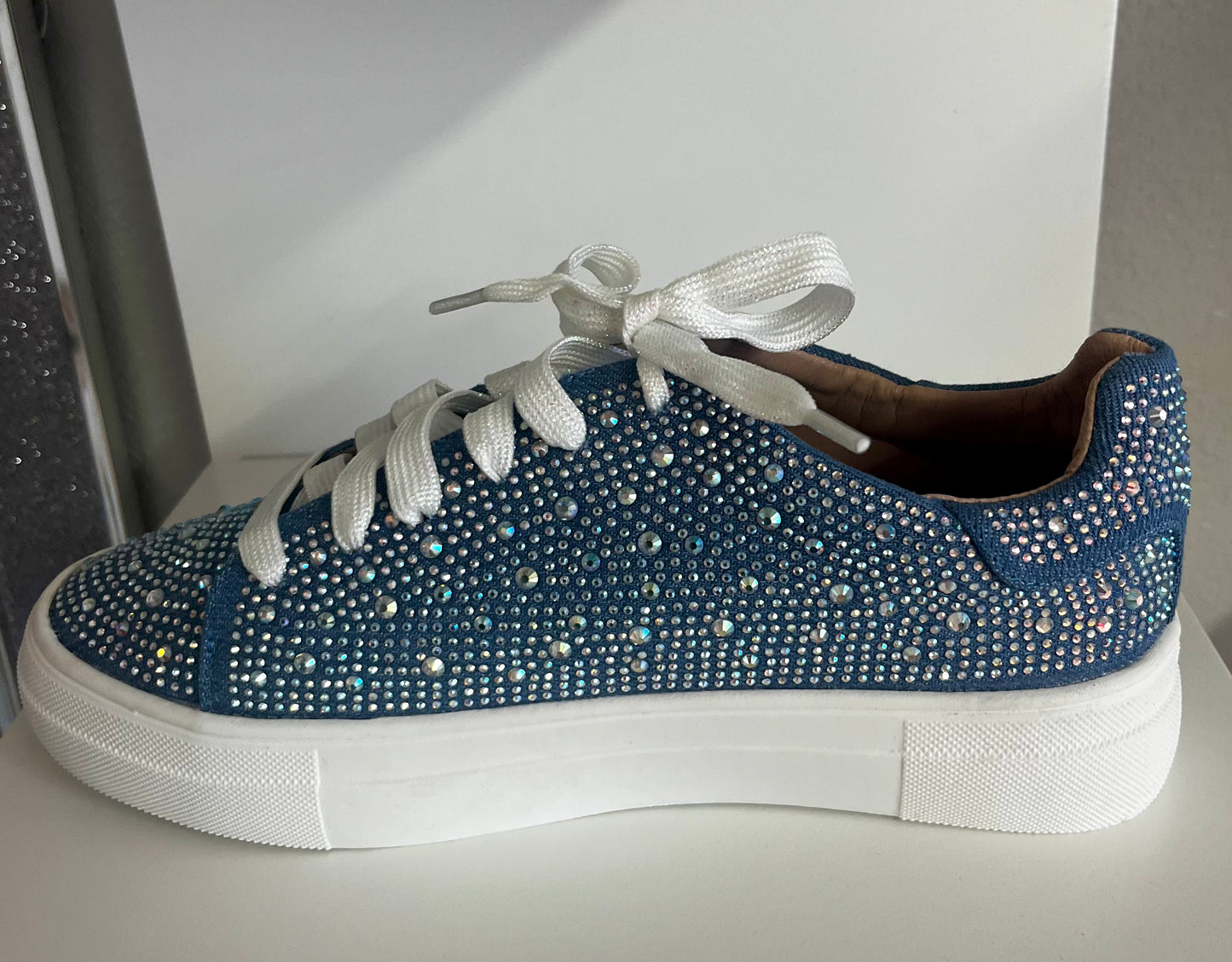 Rhinestone Casual Sneaker