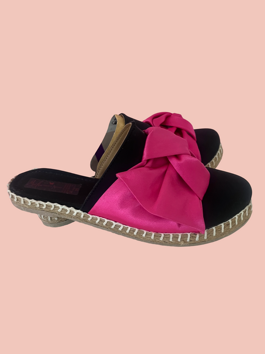 Bow sandal